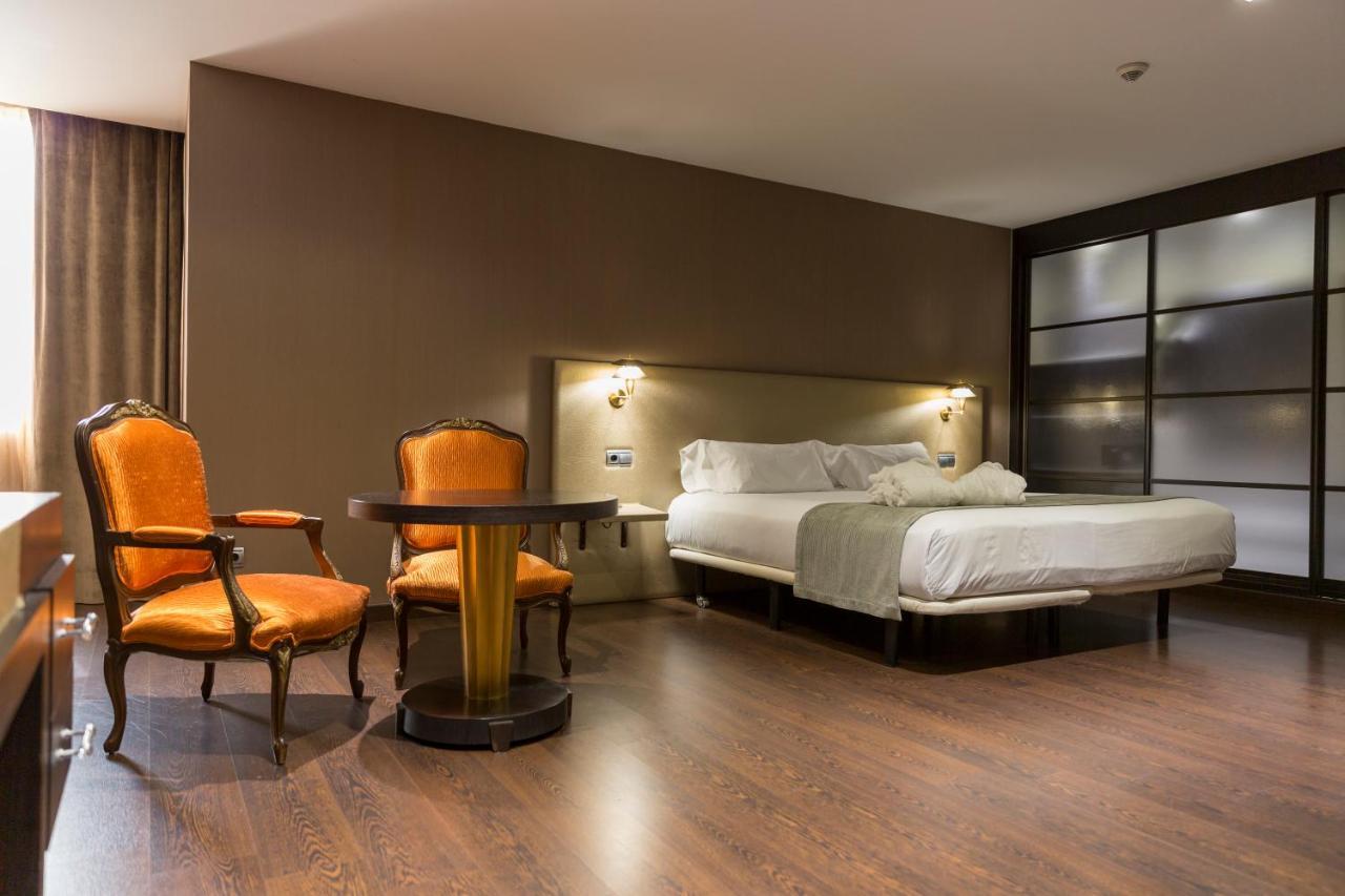 Iberik Santo Domingo Plaza Hotel Oviedo Exteriör bild