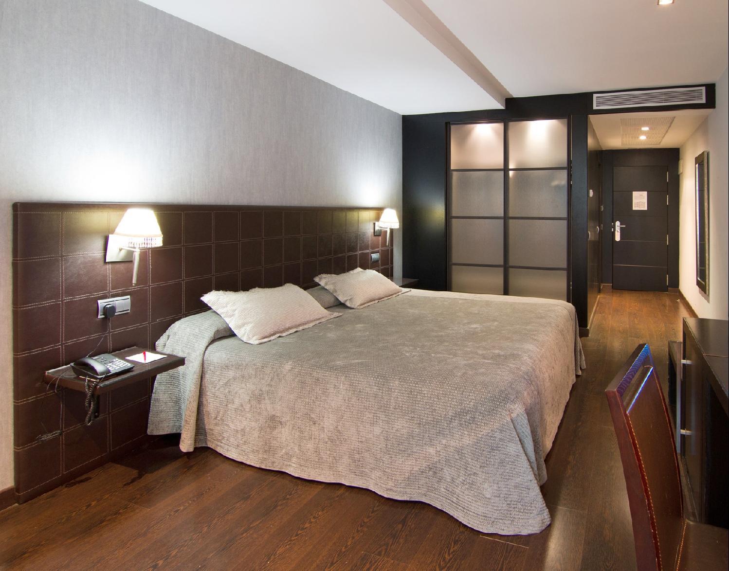 Iberik Santo Domingo Plaza Hotel Oviedo Exteriör bild